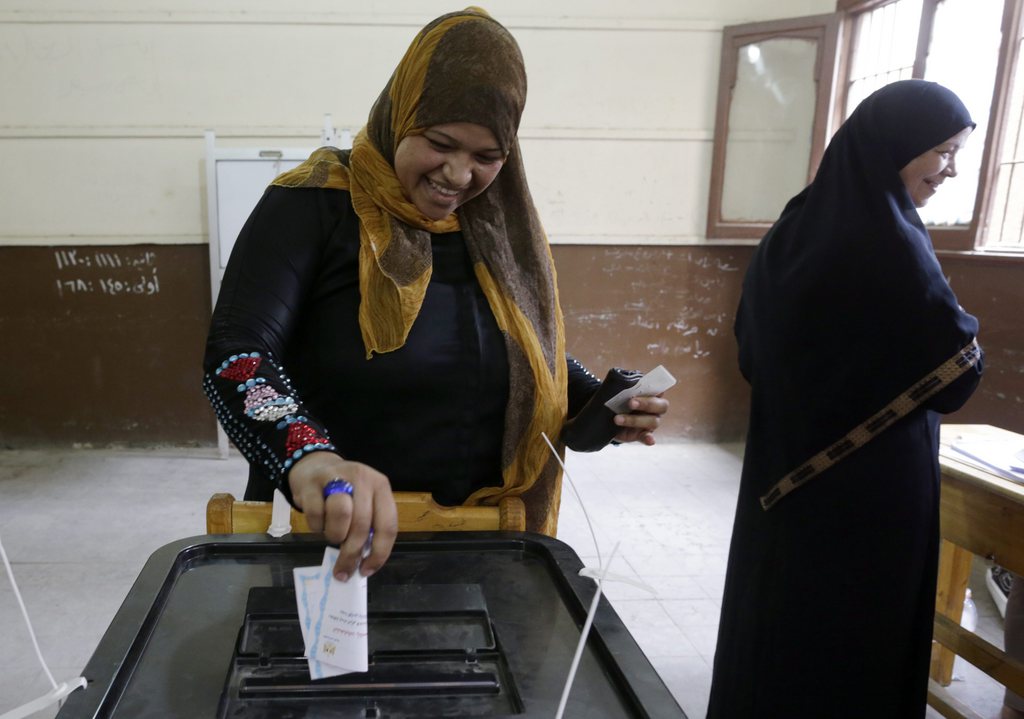 Au deuxième jour d'une élection présidentielle égyptienne sans suspense pour laquelle le maréchal Abdel Fattah al Sissi est donné grand favori, le gouvernement a mardi battu le rappel des abstentionnistes.