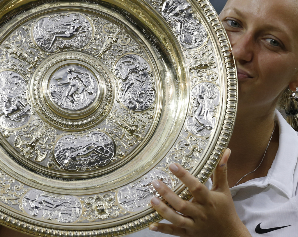 Petra Kvitova et son trophée.