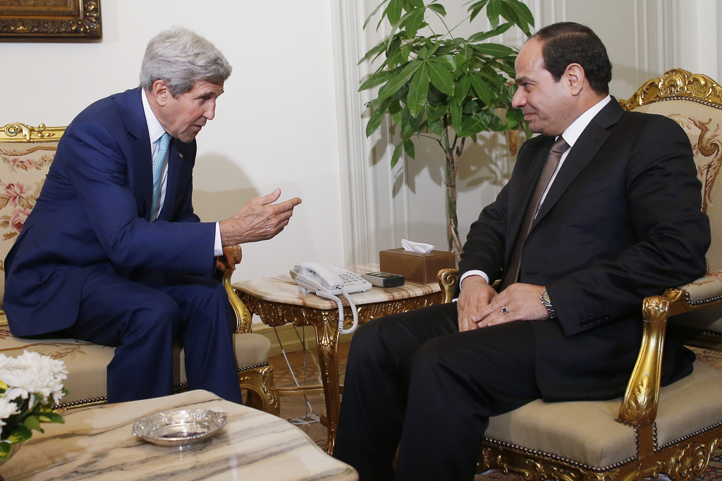 Le secrétaire d'État John Kerry a notamment rencontré le président égyptien Sissi au Caire, ce mardi.