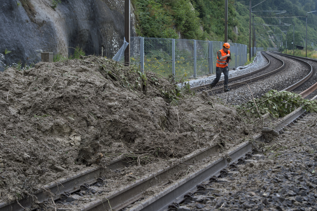 Les intempéries du week-end ont provoqué des dégâts pour plusieurs millions de francs, notamment dans les cantons de Berne, Thurgovie et Fribourg comme ici à Flamatt. 