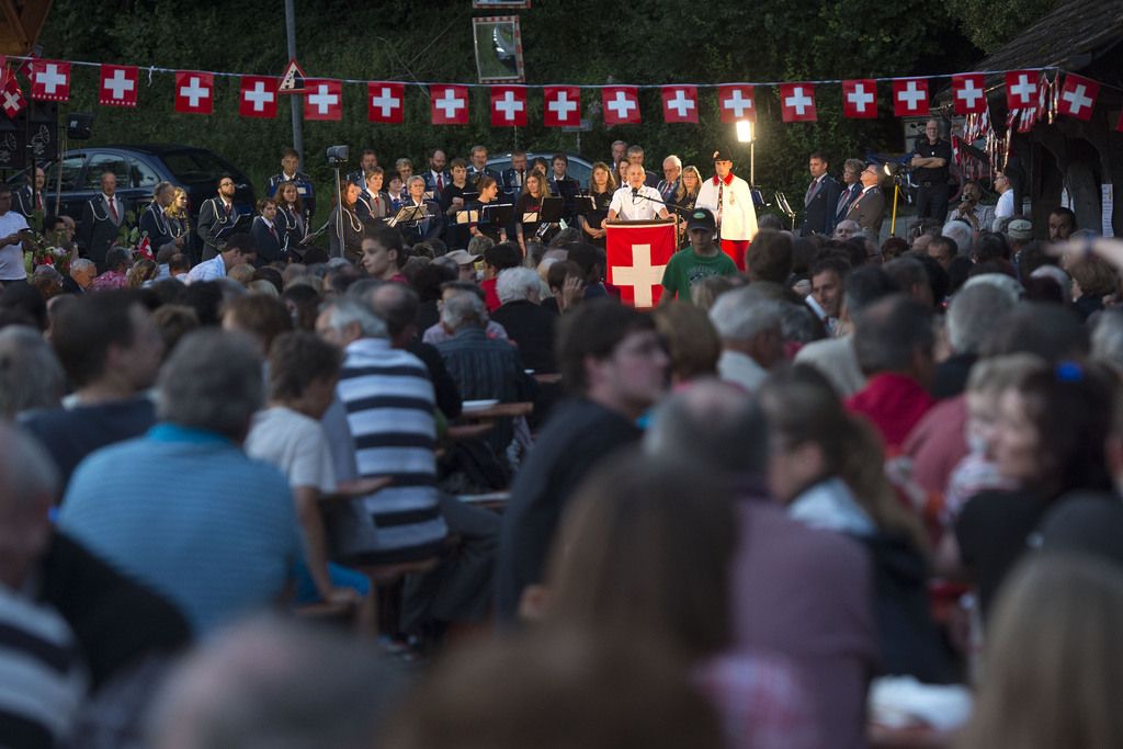 Bundesrat Ueli Maurer, waehrend der 1. August Rede, am Donnerstag, 31. Juli 2014, in Luetzelflueh. (KEYSTONE/Marcel Bieri)