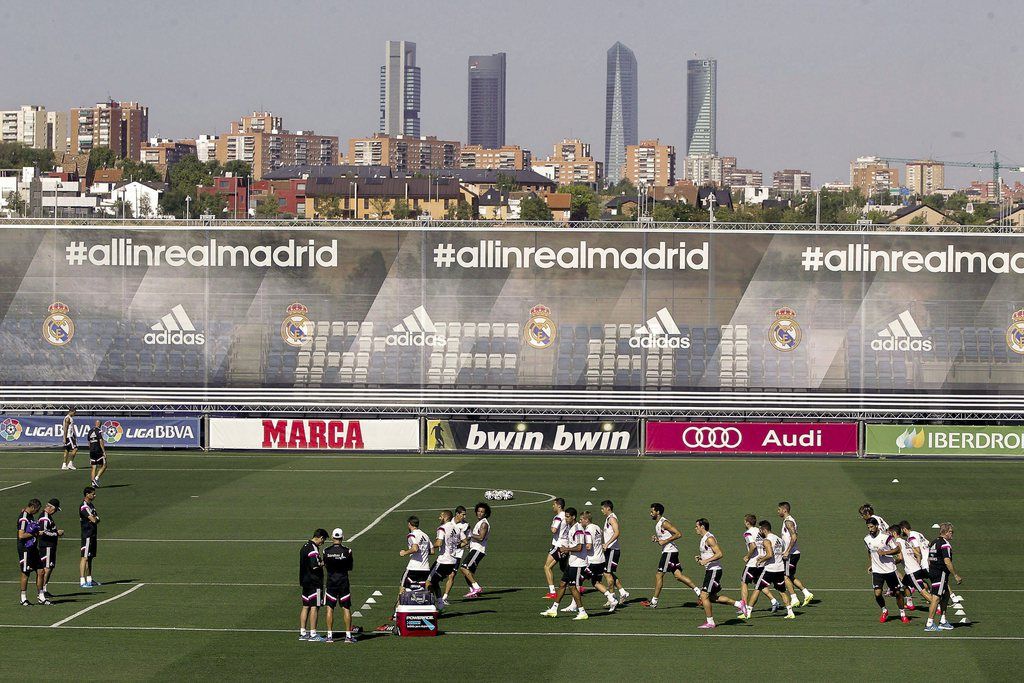 Le Real Madrid reste le club de football le plus riche du monde.
