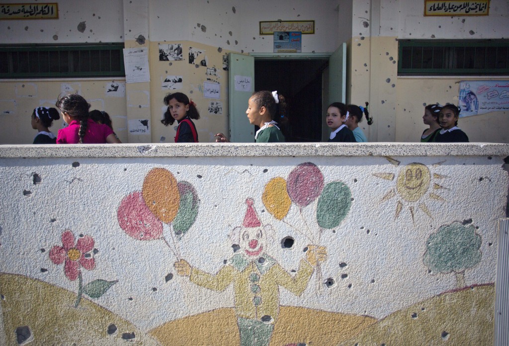 Les jeunes filles gazaouies ont repris le chemin de l'école avec trois semaines de retard.