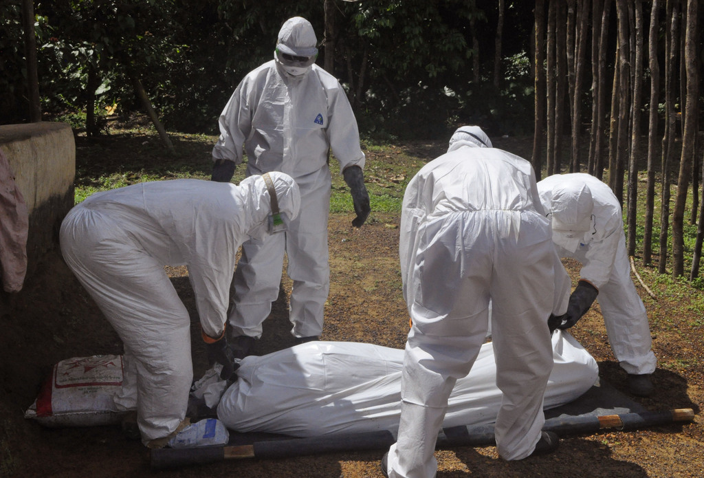 Le personnel soignant paie lui aussi un lourd tribut à l'épidémie d'Ebola. 