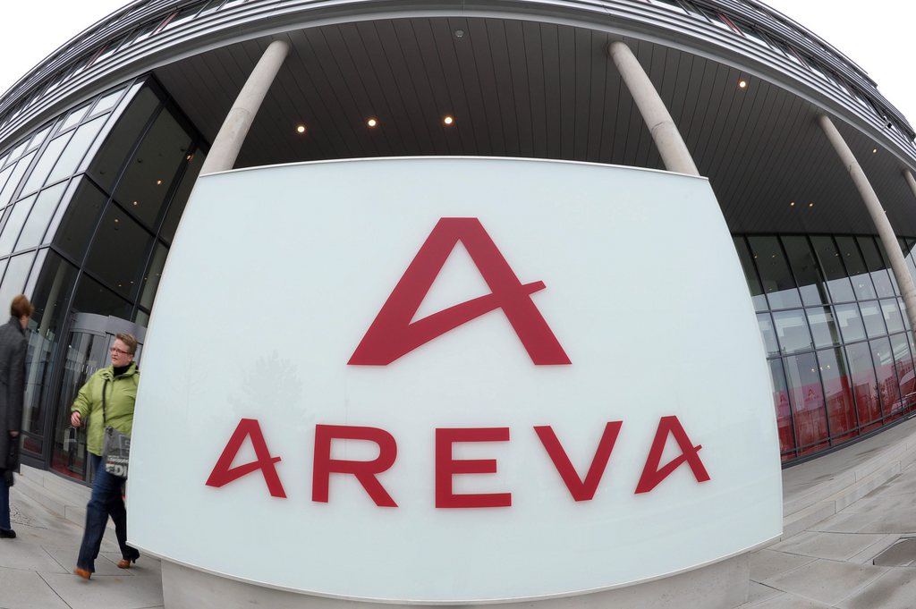 Areva a signé un contrat d'un montant d'environ 300 millions d'euros (362 millions de francs) avec la compagnie publique d'électricité sud-africaine Eskom. 