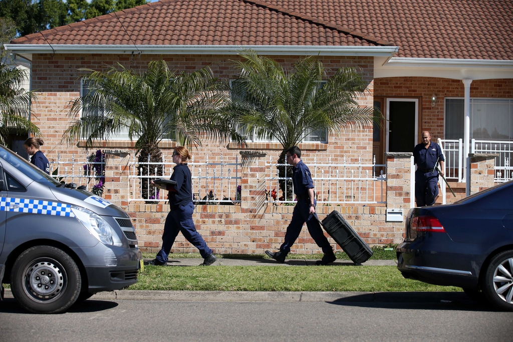 L'Australie a annoncé jeudi avoir arrêté 15 personnes et déjoué des assassinats sur son sol projetés par des jihadistes du groupe Etat islamique (EI). Ces derniers auraient notamment eu l'intention de filmer la décapitation d'un civil.