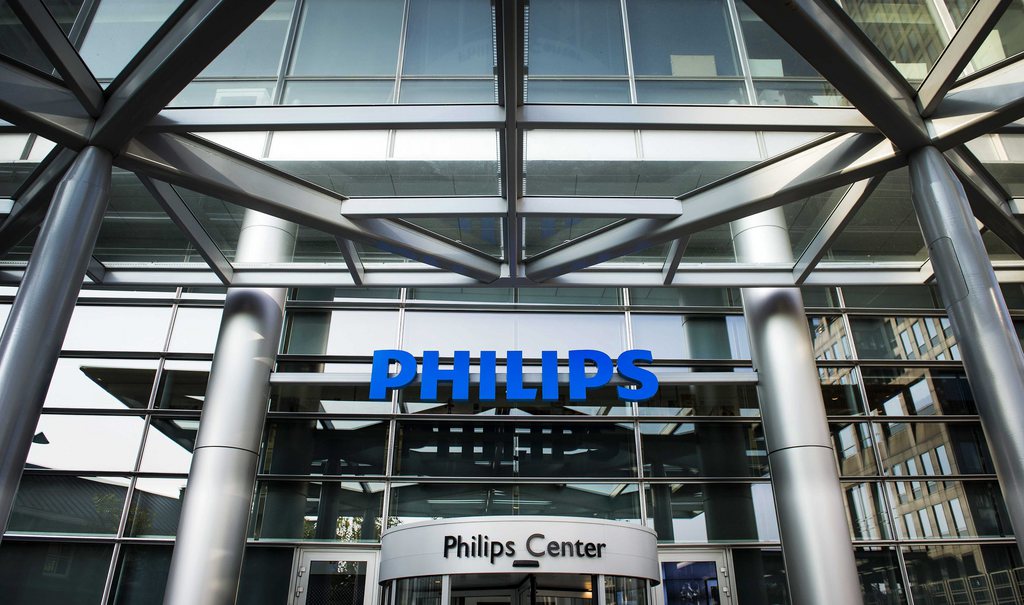 Le géant néerlandais de l'électronique Philips a annoncé une perte nette de 103 millions d'euros (124,4 millions de francs) au cours du troisième trimestre. En cause, un alourdissement des charges ponctuelles et à un ralentissement des marchés en Chine et en Russie.