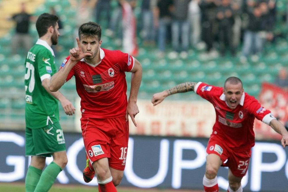 Joao Silva devait passer de Bari à Palerme. Mais il lui a manqué 33 secondes.