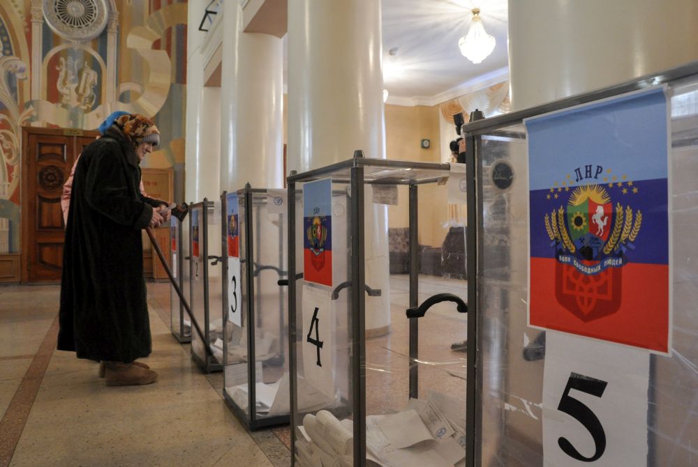 Les élections de dimanche, ici à Luhansk, en Ukraine,