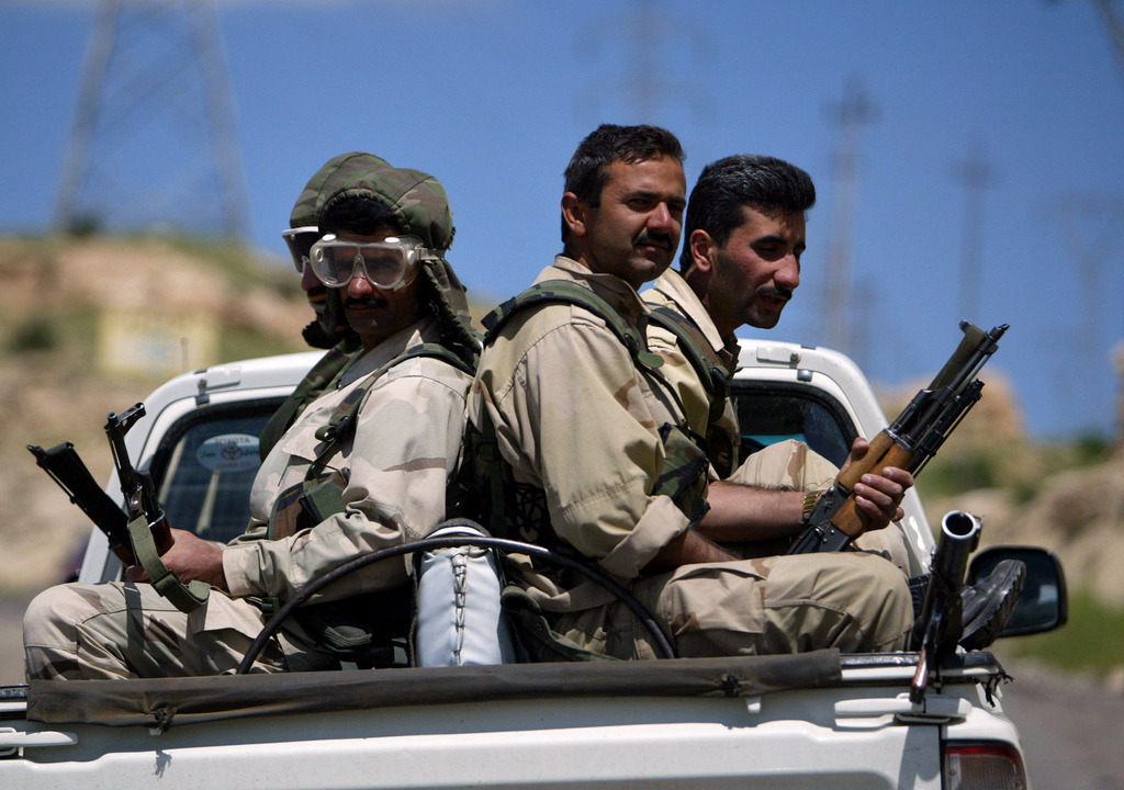 150 peshmergas irakiens sont arrivés à Kobané pour défendre la ville syrienne prise d'assaut par l'Etat islamique. 