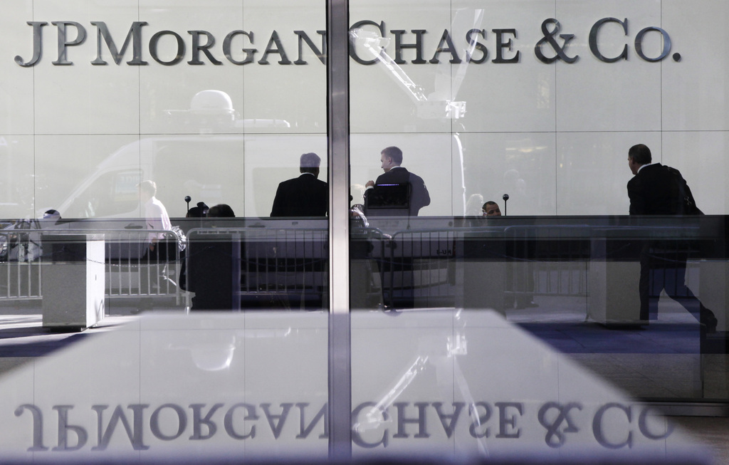 Le PDG de JP Morgan recevrait en moyenne 17,3 millions de francs de salaire annuel.