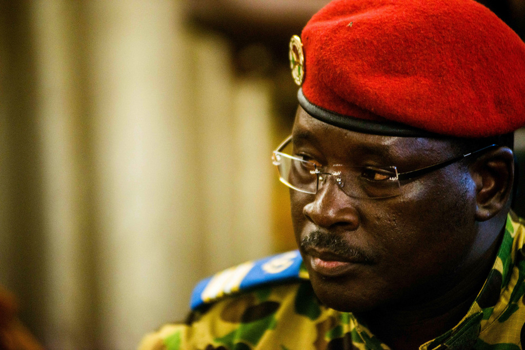 Issac Zida, le nouvel homme fort du Burkina Faso, après les violentes manifestations de ces derniers jours.