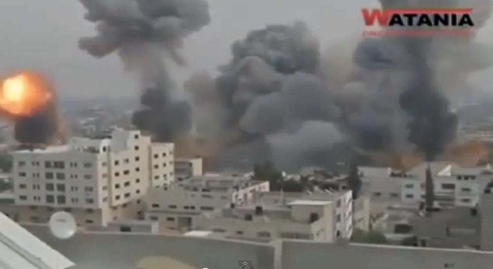 Au moins dix explosions ont frappé des maisons et des voitures de membres du Fatah dans la bande de Gaza.