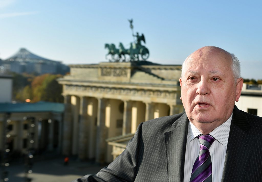 Le dernier dirigeant d'URSS, Mikhaïl Gorbatchev, 83 ans, largement crédité d'avoir permis la réunification allemande, participait ce week-end à diverses manifestations. 
