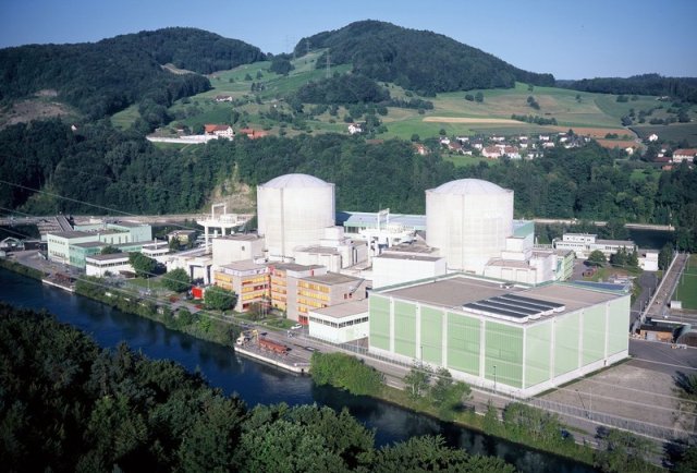 La centrale nucléaire de Beznau a été construite en 1969 t passe pour la plus ancienne au monde.