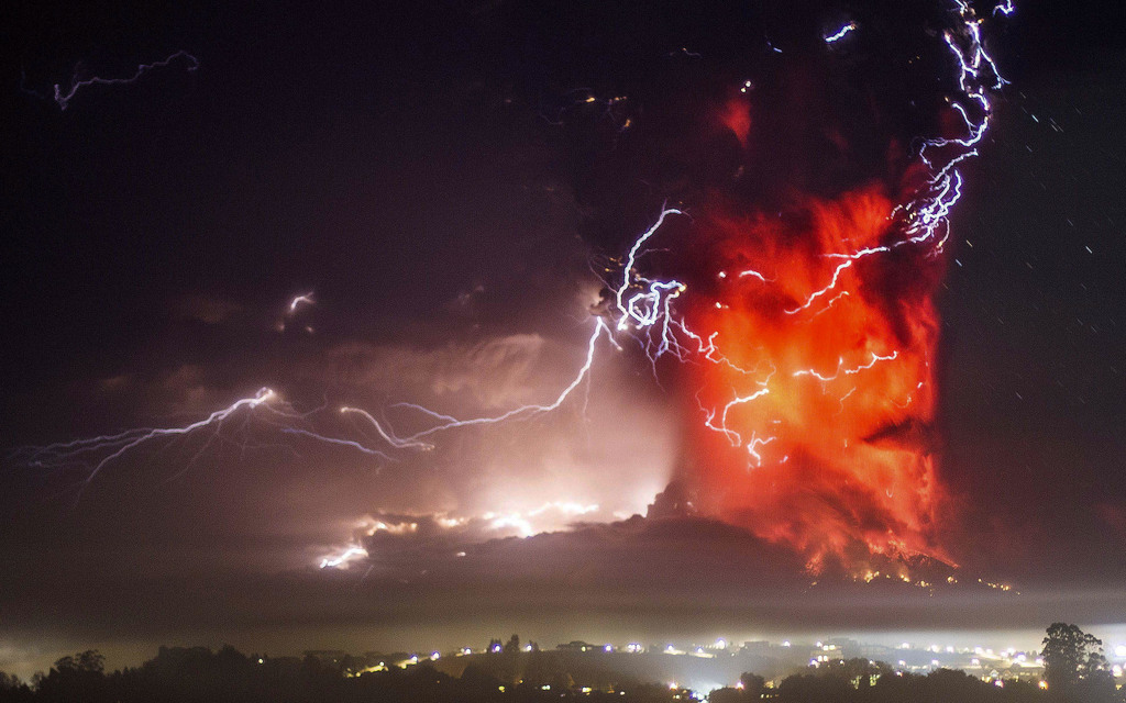 Le volcan Calbuco a répandu ses cendres en Amérique du Sud, annulant de nombreux vols internationaux.