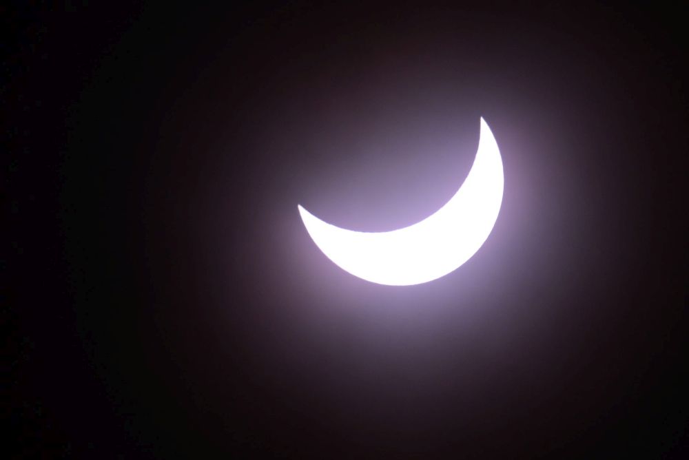 Magnifique cliché de l'éclipse partielle!