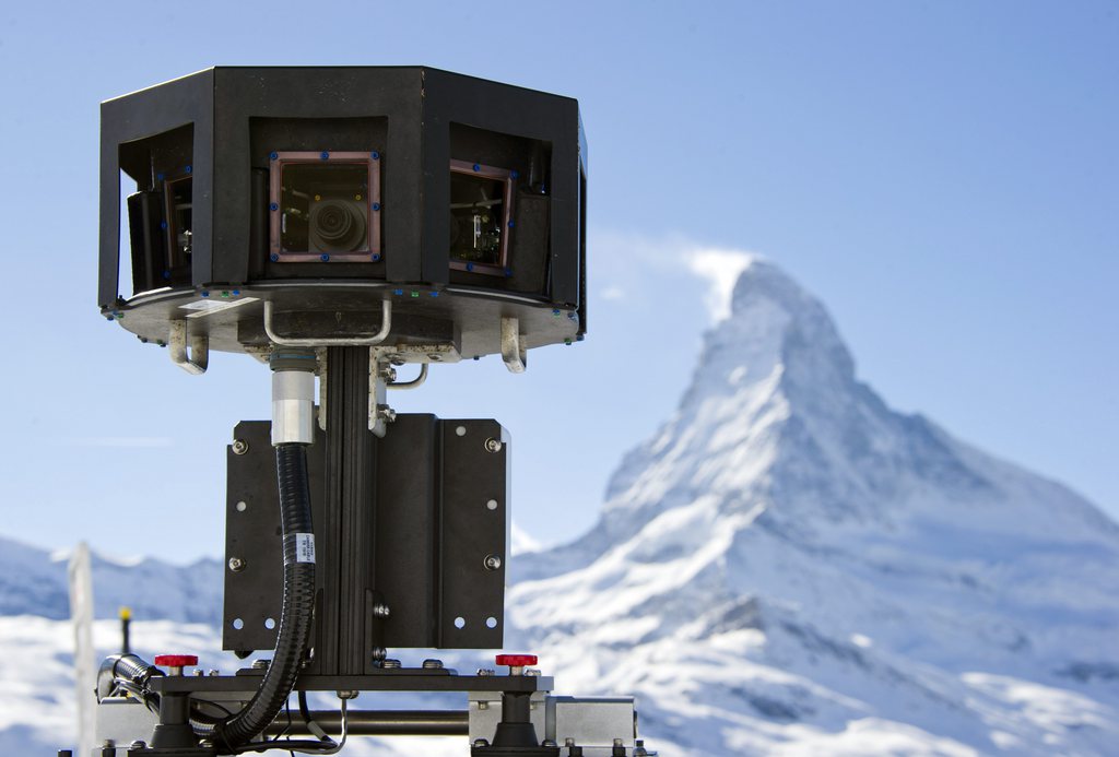Google Street View a photographié la Suisse sous toutes ses coutures, jusqu'au pied du Cervin.