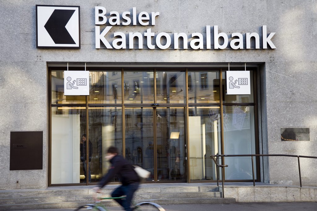 40 millions d'amende pour la banque cantonale bâloise. 