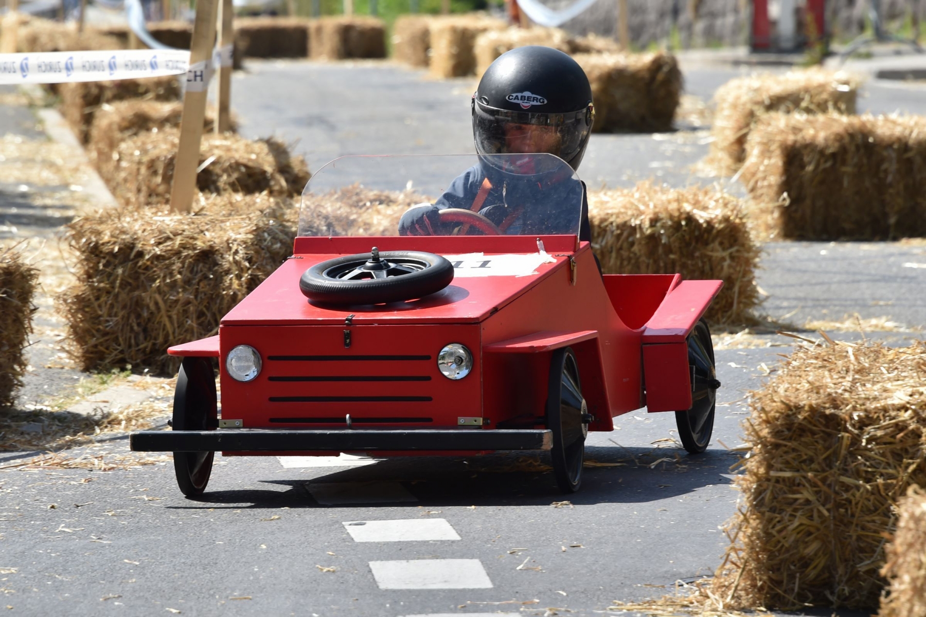 Mythique la course de caisses à savon sur le circuit rollois.