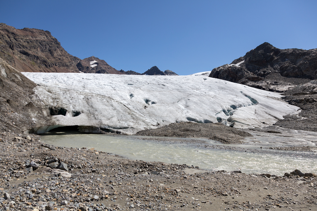 Les glaciers suisses ont perdu entre un et deux mètres d'épaisseur cet été.