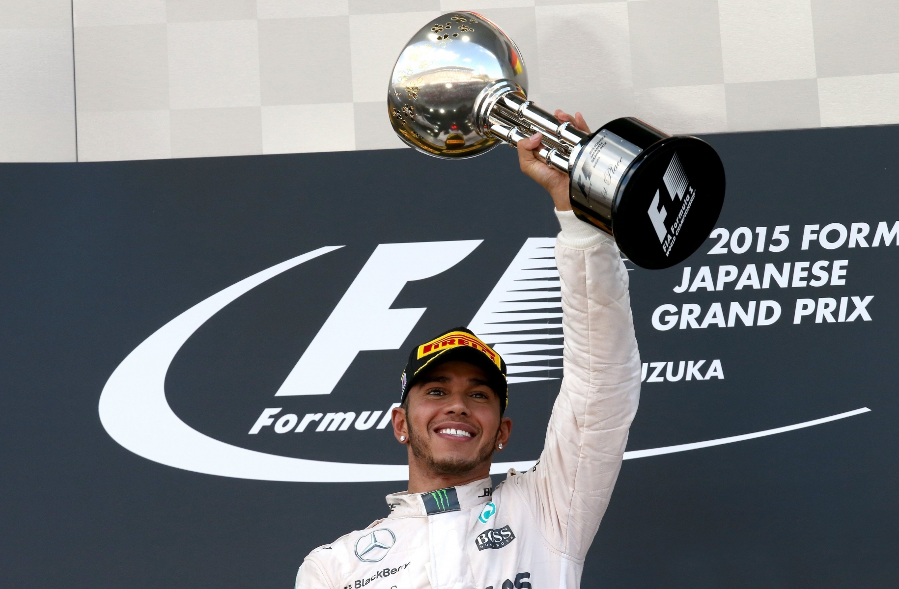 ©Jean Francois Galeron/WRI2/MAXPPP - Japanese GP Race 27/09/15 - Lewis Hamilton (GB), Mercedes F1 Team. Podium Suzuka Circuit. (KEYSTONE/MAXPPP/Jean Francois Galeron ) Japanese GP Race 27/09/15