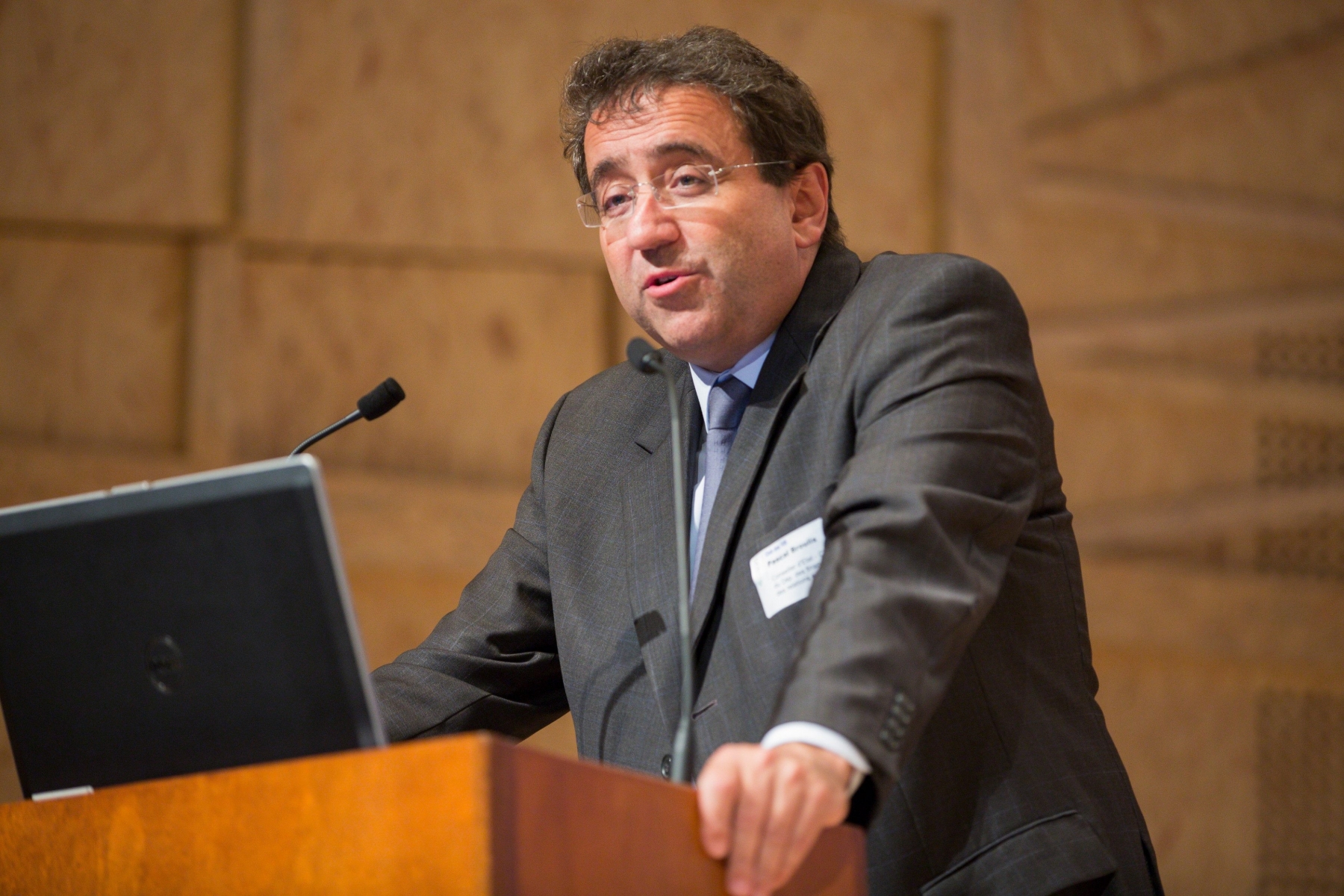 Rolle, mardi 22 septembre 2015

11e √©dition du Club des 100 au Concert Hall du Rosey √† Rolle. Pascal Broulis, conseiller d'Etat vaudois et chef du D√©partement des finances et des relations ext√©rieures



Sigfredo Haro 11e √©dition du Club des 100, Rolle