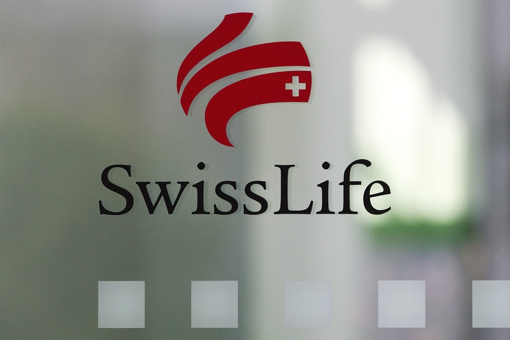 Le directeur général de Swiss Life estime par ailleurs que le salaire "doit être le reflet de la performance" et donc qu'il devrait diminuer avec l'âge.