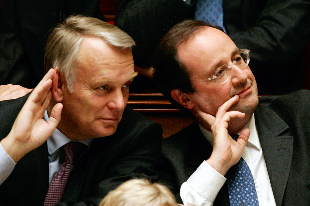 Jean-Marc Ayrault (à gauche) devrait devenir le Premier ministre de François Hollande.
