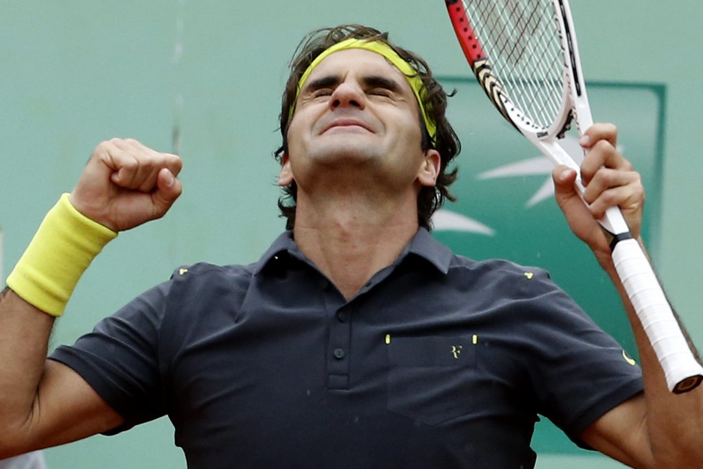 Roger Federer a surmonté un handicap de deux sets pour s'imposer en cinq manches