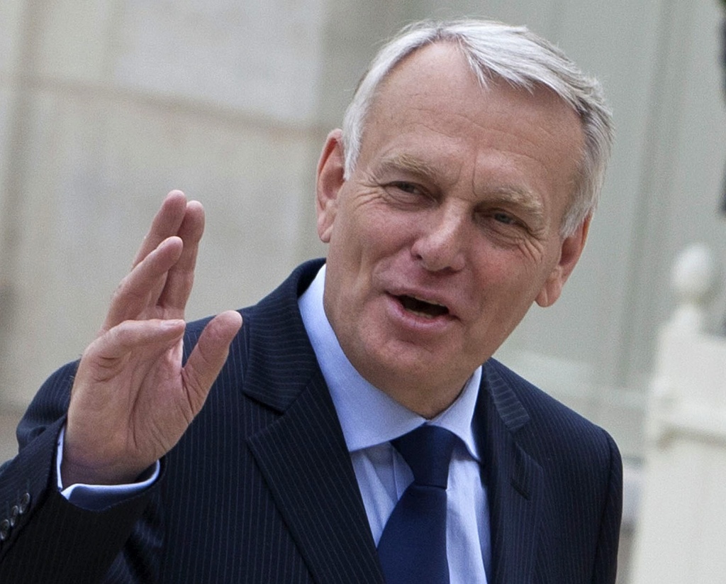 Le premier ministre Jean-Marc Ayrault à son arrivée à l'Elysée, aujourd'hui.