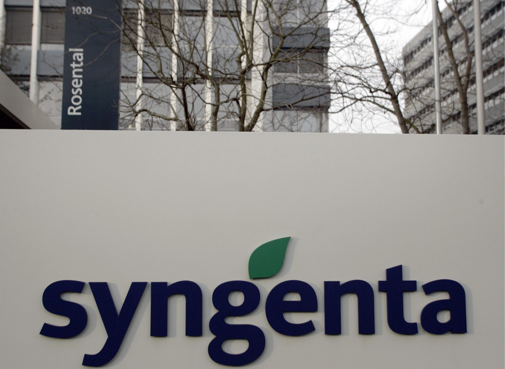 Syngenta affirme avoir réglé le différend aux Etats-Unis lié à son puissant herbicide, l'atrazine. Le groupe agrochimique bâlois dit être parvenu à un accord avec plusieurs systèmes communautaires d'approvisionnement en eau. Coût de ce dénouement: 105 millions de dollars (100,4 millions de francs).