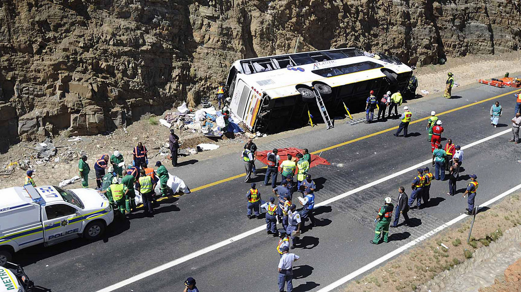 Le 15 mars 2013, un accident de bus en Afrique du Sud a fait 24 morts.