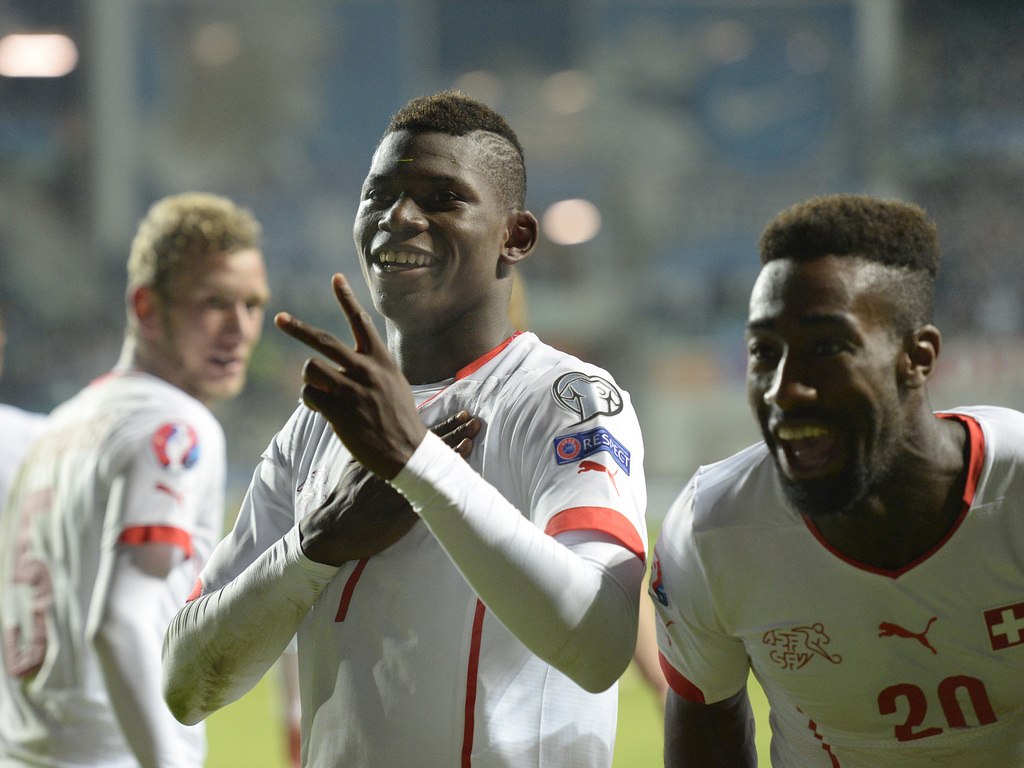 Embolo et Djourou, deux des bons élèves de la piètre prestation de lundi soir.