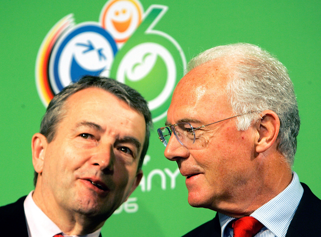 La légende du foot Franz Beckenbauer, ici avec Wolfgang Niersbach, était à la tête du comité d'organisation du Mondial 2006.