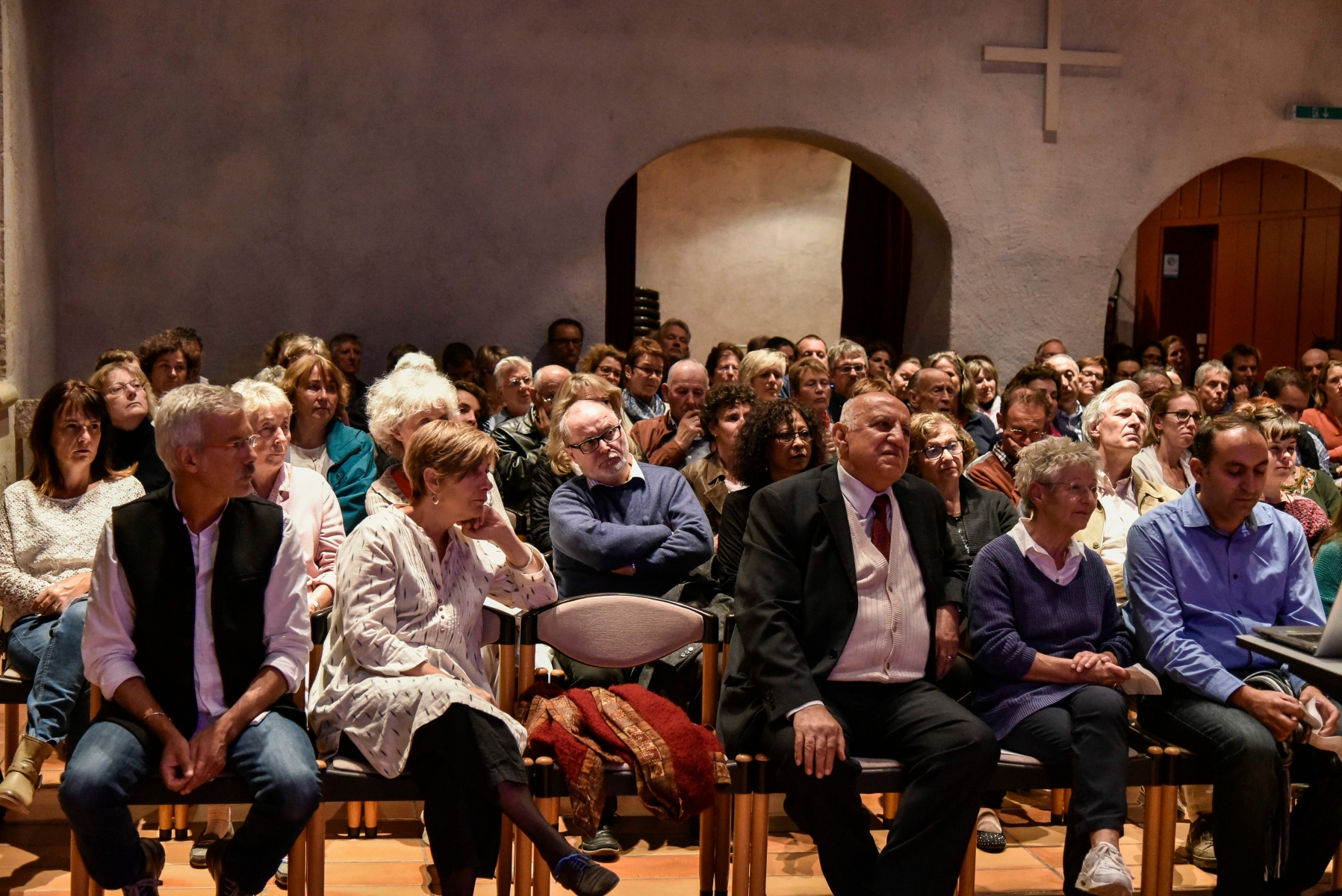 Aubonne, vendredi 9 octobre 2015, ChÃ¢teau, soirÃ©e d'information au sujet de l'accueil des migrants, Patrick Le Mauff, photos CÃ©dric Sandoz