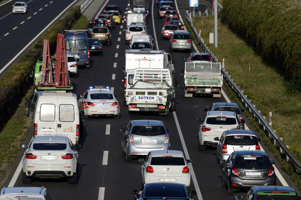 L'autoroute A1 engorgée ce vendredi matin dans le sens Rolle-Morges à cause d'un accident, on circulait à nouveau normalement peu après 9 heures.