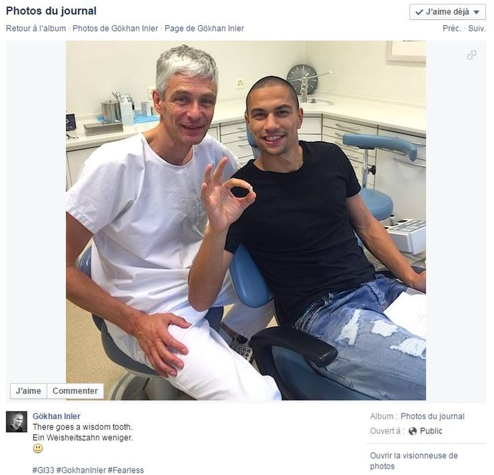 Gökhan Inler, tout sourire, chez son dentiste qui vient de lui retirer une dent de sagesse.