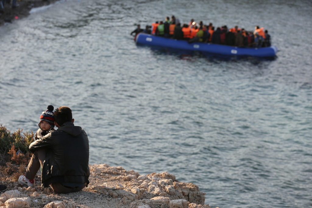 Quelque 17'600 personnes sont arrivées en Grèce de vendredi à dimanche.