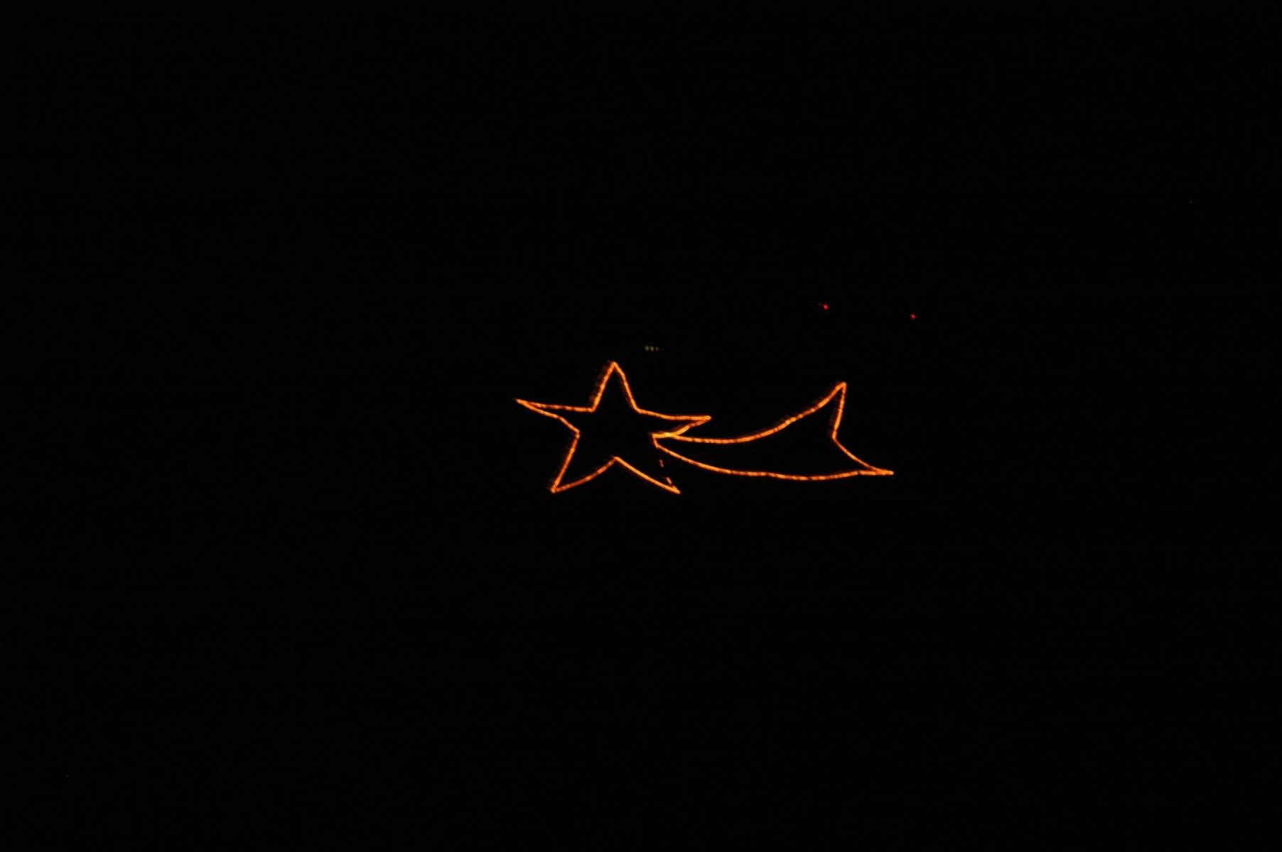 Nyon - 20 decembre 2006 - Etoile lumineuse sur la Dole. ©Stephanie Thomet