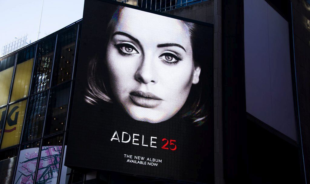 Le nouvel album d'Adele "25" bat déjà tous les records de vente.