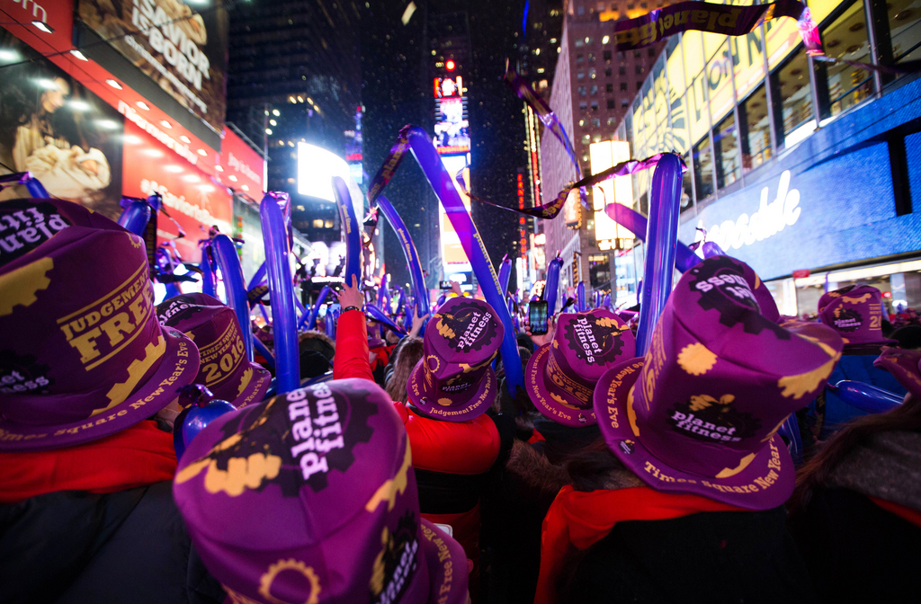 Des milliers de personnes étaient dans les rues de New York le soir du 31.