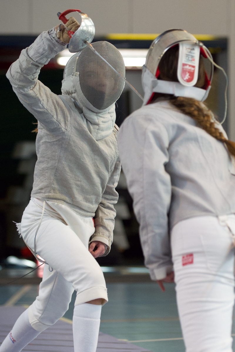 Founex - dimanche 25 mars 2012 -  Salle de sport , Escrime ,  Ariane Lebel (de face) vs Gwenaëlle Salamin ,  @alexis voelin