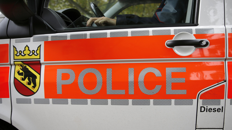 Un homme de 20 ans est mort dans une cellule du poste de police de Waisenhaus à Berne.