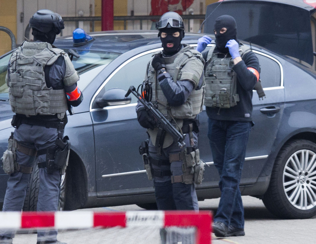 Trois individus ont été interpellés dans la commune bruxelloise d'Uccle.