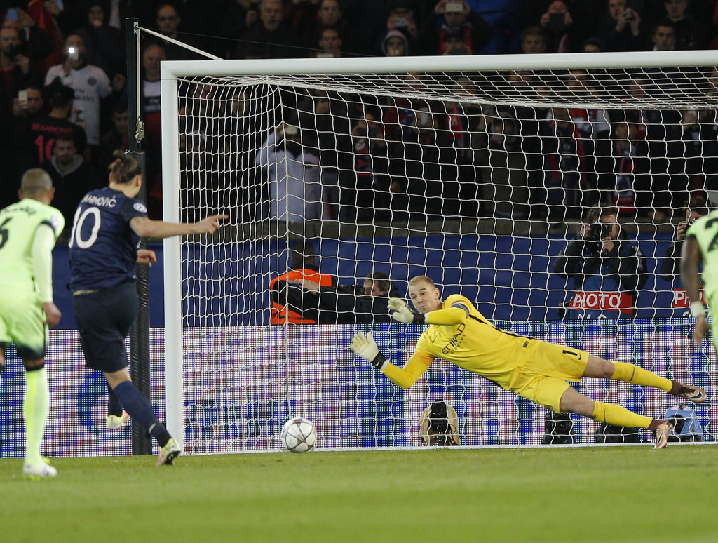 Le portier anglais a fait le désespoir de l'attaquant suédois Ibrahimovic en retenant un penalty à la 14e minute.