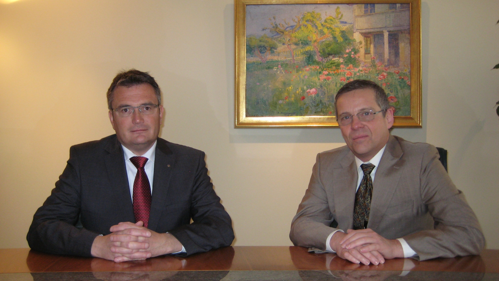Olivier Thibaud (à g.) et Fabio Mosena ( à dr.), les deux codirecteurs de la Caisse d'Epargne d'Aubonne.