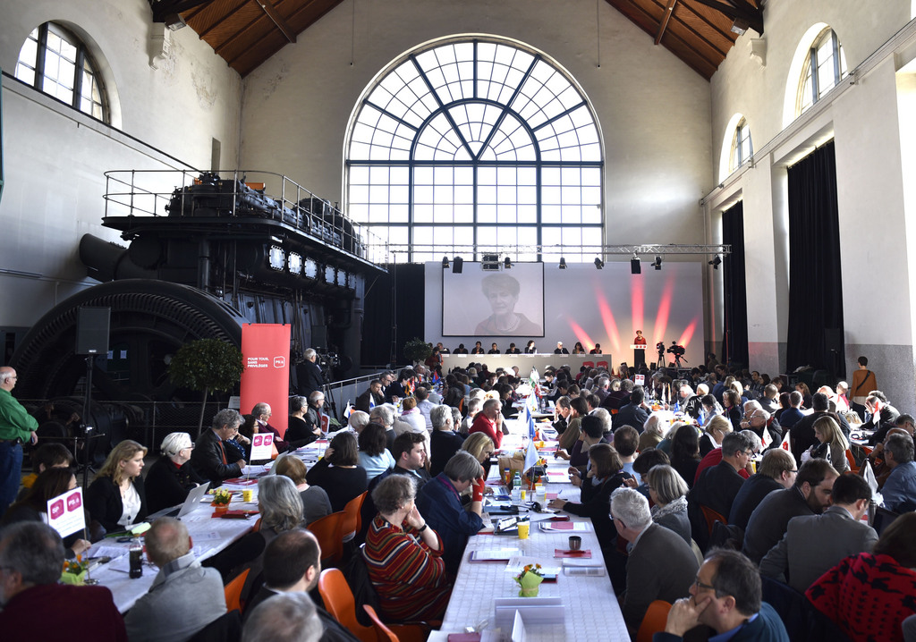 L'assemblée du PS s'est tenue dans l'usine électrique de La Chaux-de-Fonds.