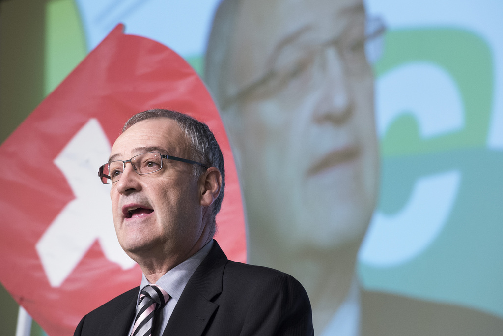 Guy Parmelin a défendu sa vision de l'armée devant les délégués de l'UDC.