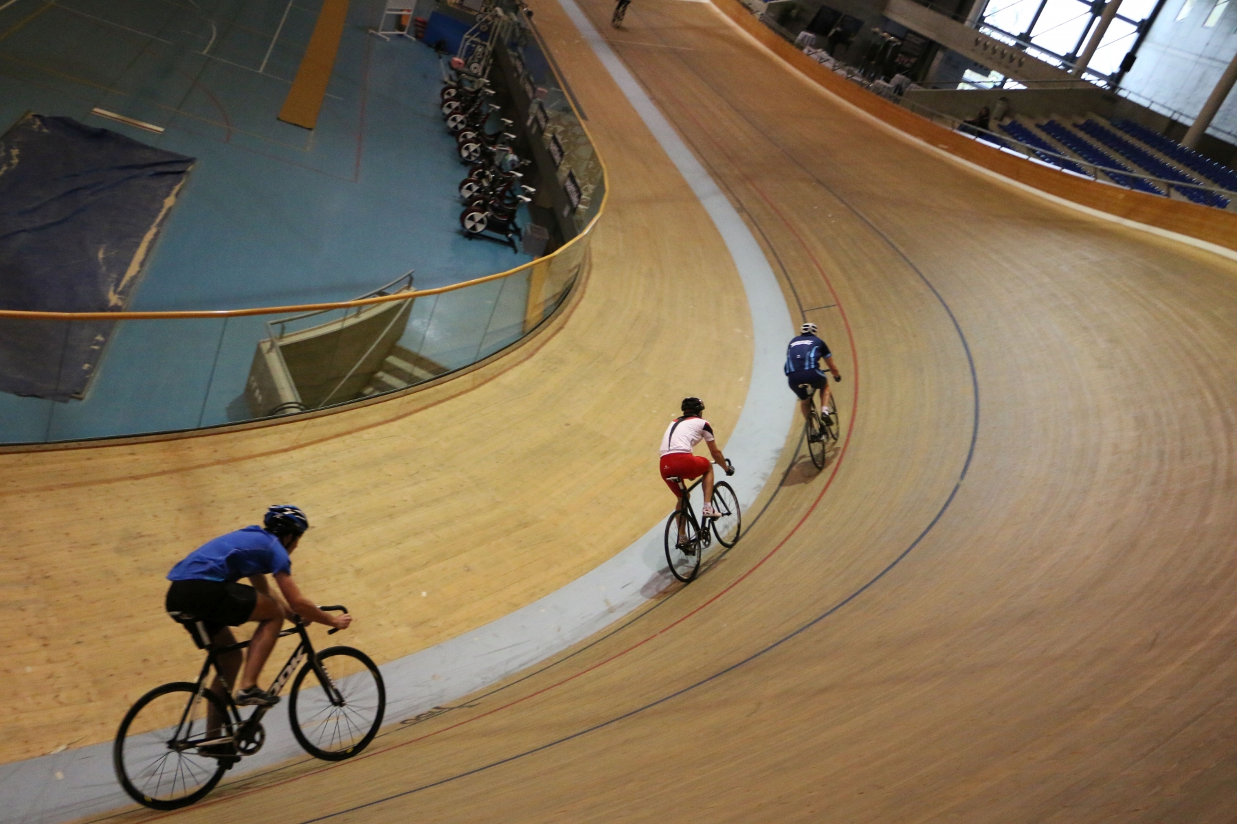 Le vélodrôme au Centre mondial du cyclisme d'Aigle.